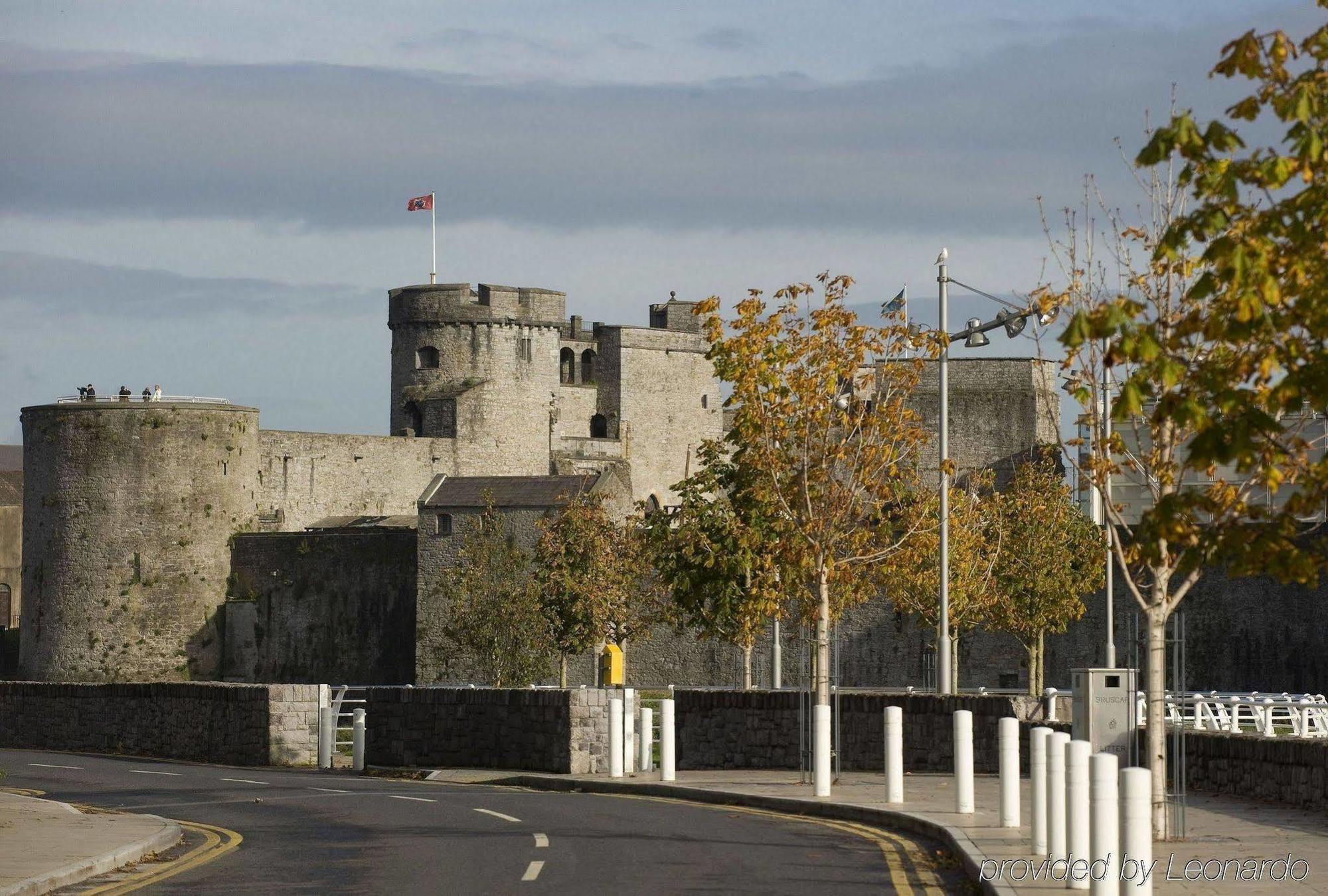 Absolute Hotel Limerick Junction Exterior foto